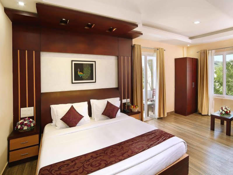 Elysium Garden Hotel Munnar Exterior foto